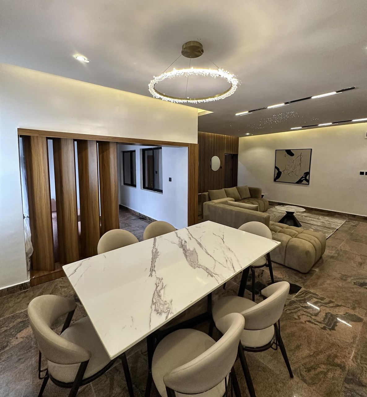 BUSINESS SUITE