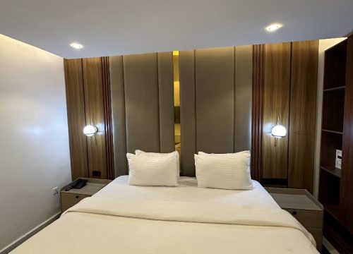 BUSINESS SUITE